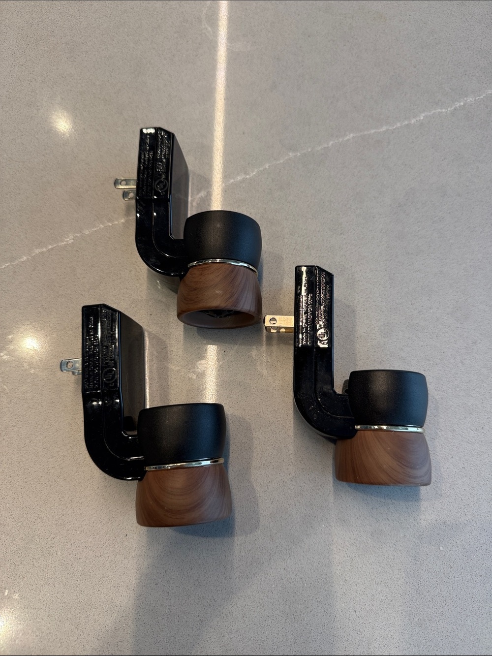 BATH AND BODY WORKS PLUG INS (3)